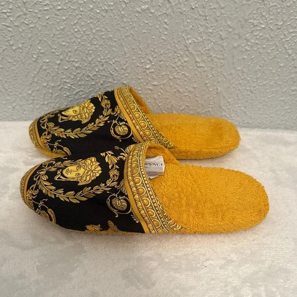 Versace Baroque Unisex Women's/Men’s Slippers in Black & Yellow,Medusa Head Logo - Picture 8 of 10